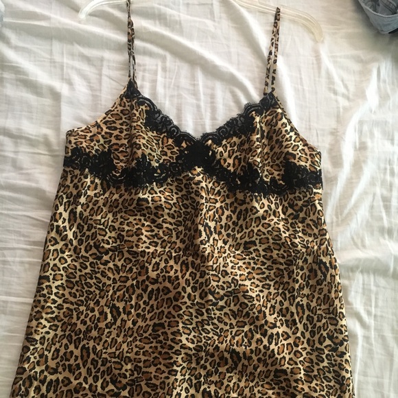 woman’s lingerie - Picture 1 of 3